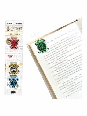 Remarks Harry Potter Set of 4 Magnetic Bookmarks
